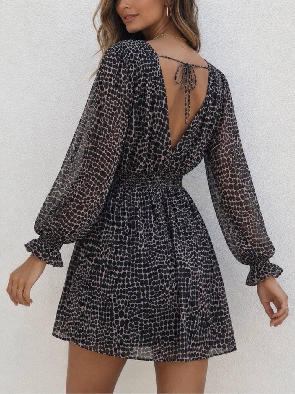 Cleobella Animal Print Open Back Chiffon Flowy Boho Long Sleeve Mini Dress Sz M